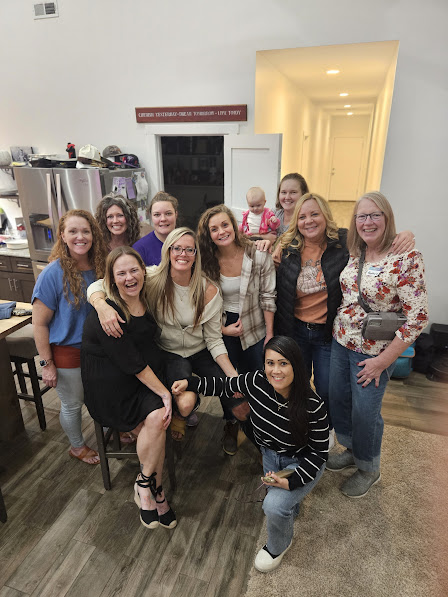 Aligned Mommas social